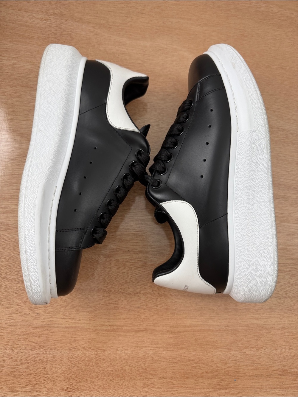 Alexander McQueen Black Leather Larry Low-Top Sneakers with White Sole